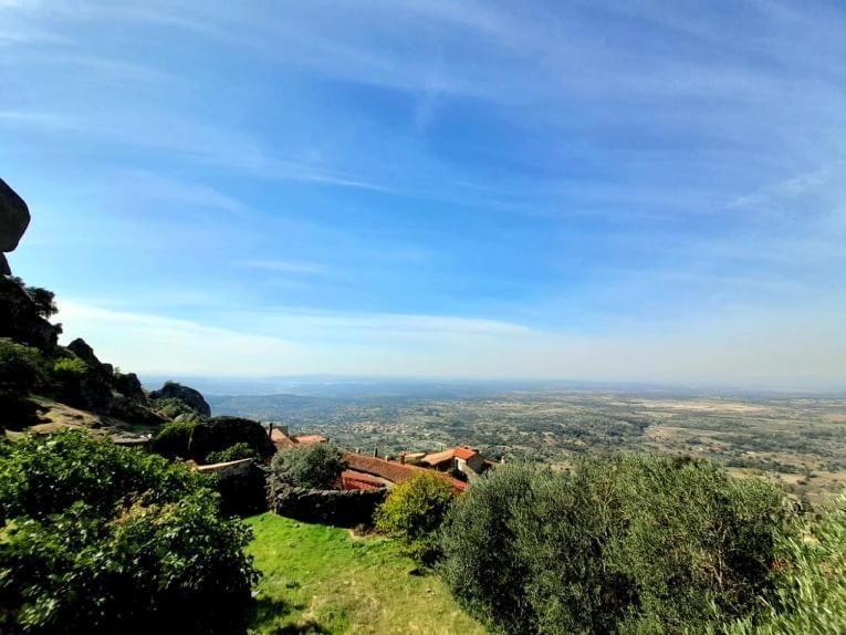 Casa Vinte & Cinco Alojamento Local Penha Garcia Zewnętrze zdjęcie